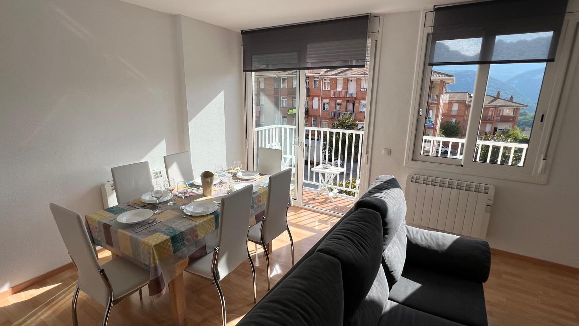 Apartament Acollidor Al Bergueda 6P Sant Jordi de Cercs Extérieur photo